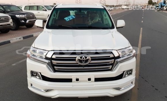 Buy Import Toyota Land Cruiser White Car in Import - Dubai in Attapeu Province Buy Import Toyota Land Cruiser White Car in Import - Dubai in Attapeu Province