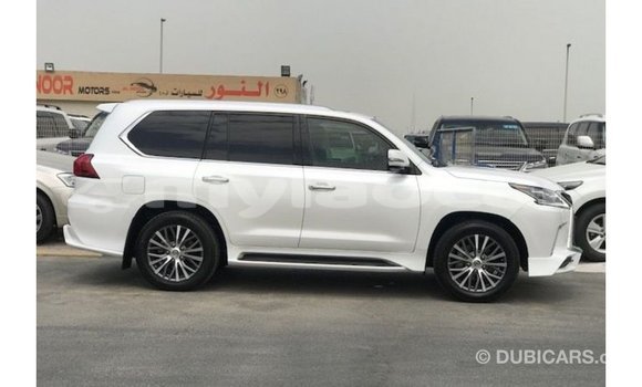 ຊື້ ການ ນຳ ເຂົ້າ Lexus LX White ລົດ ໃນ Import - Dubai ໃນ Attapeu Province ຊື້ ການ ນຳ ເຂົ້າ Lexus LX White ລົດ ໃນ Import - Dubai ໃນ Attapeu Province