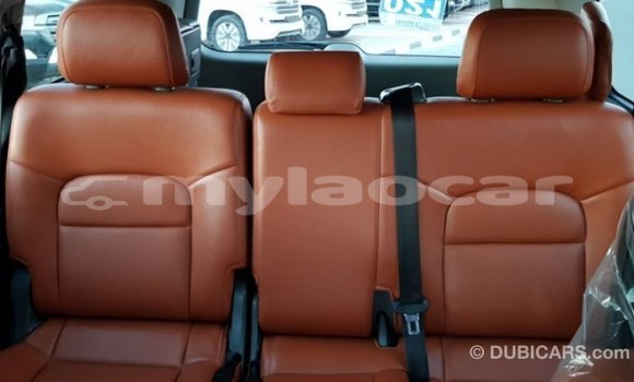 Buy Import Toyota Land Cruiser White Car in Import - Dubai in Attapeu Province Buy Import Toyota Land Cruiser White Car in Import - Dubai in Attapeu Province