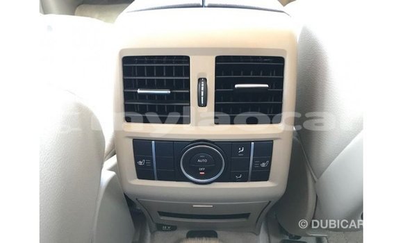 Buy Import Mercedes-Benz 190 (W201) White Car in Import - Dubai in Attapeu Province Buy Import Mercedes-Benz 190 (W201) White Car in Import - Dubai in Attapeu Province