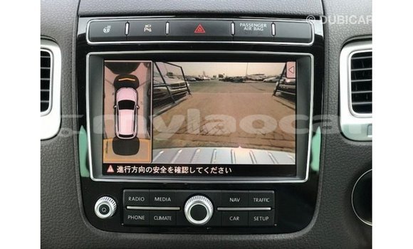 Acheter Import Voiture Volkswagen Touareg Marron à Import - Dubai, Attapeu Province Acheter Import Voiture Volkswagen Touareg Marron à Import - Dubai, Attapeu Province