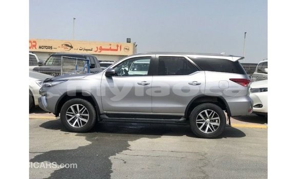 Acheter Import Voiture Toyota Fortuner Autre à Import - Dubai, Attapeu Province Acheter Import Voiture Toyota Fortuner Autre à Import - Dubai, Attapeu Province