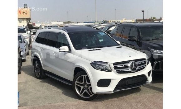 Buy Import Mercedes-Benz 190 (W201) White Car in Import - Dubai in Attapeu Province Buy Import Mercedes-Benz 190 (W201) White Car in Import - Dubai in Attapeu Province