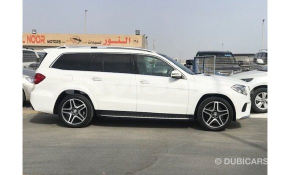 Buy Import Mercedes-Benz 190 (W201) White Car in Import - Dubai in Attapeu Province Buy Import Mercedes-Benz 190 (W201) White Car in Import - Dubai in Attapeu Province