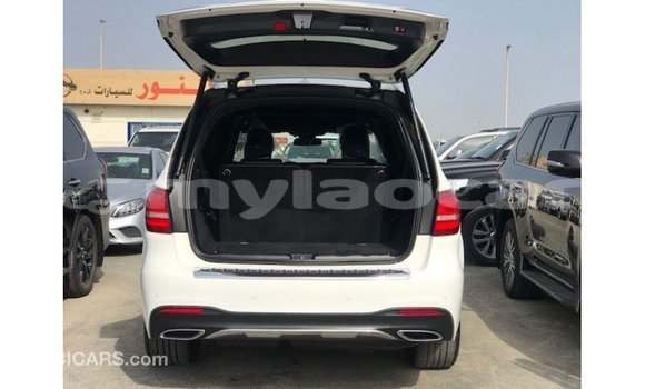 Buy Import Mercedes-Benz 190 (W201) White Car in Import - Dubai in Attapeu Province Buy Import Mercedes-Benz 190 (W201) White Car in Import - Dubai in Attapeu Province
