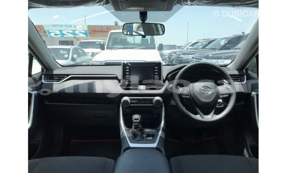 ຊື້ ການ ນຳ ເຂົ້າ Toyota 4Runner White ລົດ ໃນ Import - Dubai ໃນ Attapeu Province ຊື້ ການ ນຳ ເຂົ້າ Toyota 4Runner White ລົດ ໃນ Import - Dubai ໃນ Attapeu Province