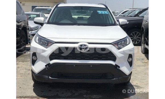 ຊື້ ການ ນຳ ເຂົ້າ Toyota 4Runner White ລົດ ໃນ Import - Dubai ໃນ Attapeu Province ຊື້ ການ ນຳ ເຂົ້າ Toyota 4Runner White ລົດ ໃນ Import - Dubai ໃນ Attapeu Province