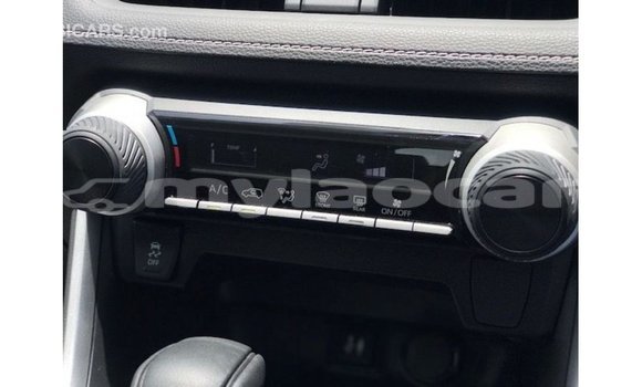 ຊື້ ການ ນຳ ເຂົ້າ Toyota 4Runner White ລົດ ໃນ Import - Dubai ໃນ Attapeu Province ຊື້ ການ ນຳ ເຂົ້າ Toyota 4Runner White ລົດ ໃນ Import - Dubai ໃນ Attapeu Province