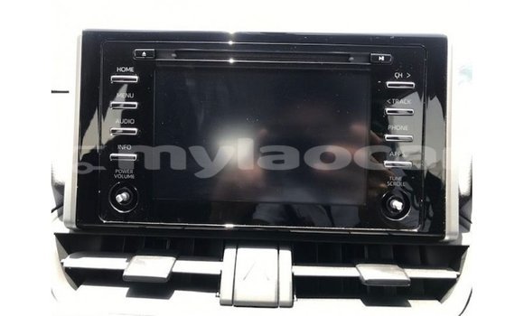 ຊື້ ການ ນຳ ເຂົ້າ Toyota 4Runner White ລົດ ໃນ Import - Dubai ໃນ Attapeu Province ຊື້ ການ ນຳ ເຂົ້າ Toyota 4Runner White ລົດ ໃນ Import - Dubai ໃນ Attapeu Province