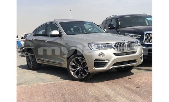 Buy Import BMW X4 Other Car in Import - Dubai in Attapeu Province