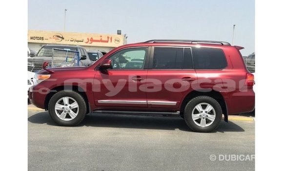 Acheter Import Voiture Toyota Land Cruiser Rouge à Import - Dubai, Attapeu Province Acheter Import Voiture Toyota Land Cruiser Rouge à Import - Dubai, Attapeu Province