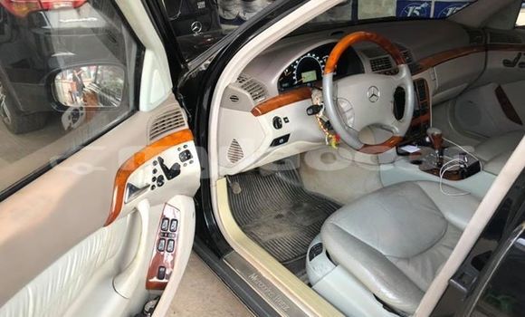 Buy Used Mercedes-Benz S-klasse Black Car in Vientiane in Vientiane Province Buy Used Mercedes-Benz S-klasse Black Car in Vientiane in Vientiane Province