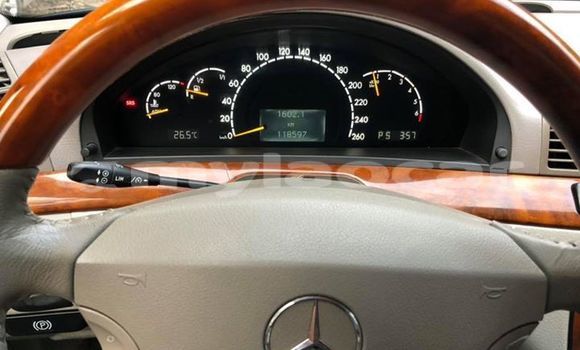 Buy Used Mercedes-Benz S-klasse Black Car in Vientiane in Vientiane Province Buy Used Mercedes-Benz S-klasse Black Car in Vientiane in Vientiane Province