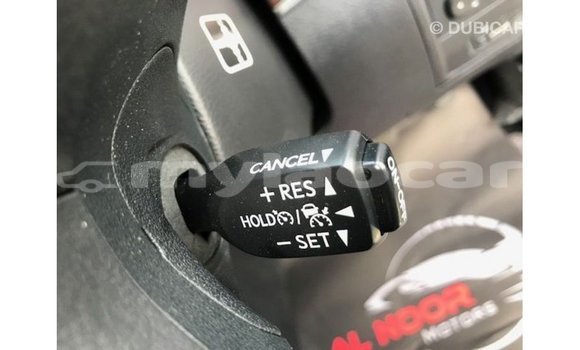 Buy Import Toyota Land Cruiser White Car in Import - Dubai in Attapeu Province Buy Import Toyota Land Cruiser White Car in Import - Dubai in Attapeu Province