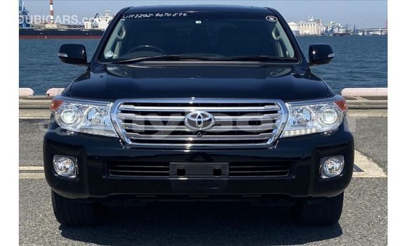 Acheter Import Voiture Toyota Land Cruiser Noir à Import - Dubai, Attapeu Province Acheter Import Voiture Toyota Land Cruiser Noir à Import - Dubai, Attapeu Province