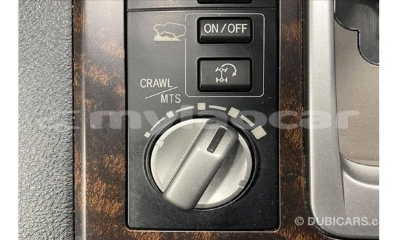 Acheter Import Voiture Toyota Land Cruiser Noir à Import - Dubai, Attapeu Province Acheter Import Voiture Toyota Land Cruiser Noir à Import - Dubai, Attapeu Province