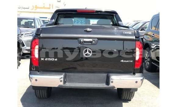 Buy Import Mercedes-Benz 250 Black Car in Import - Dubai in Attapeu Province Buy Import Mercedes-Benz 250 Black Car in Import - Dubai in Attapeu Province