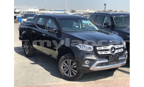 Buy Import Mercedes-Benz 250 Black Car in Import - Dubai in Attapeu Province Buy Import Mercedes-Benz 250 Black Car in Import - Dubai in Attapeu Province