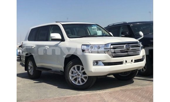 Buy Import Toyota Land Cruiser White Car in Import - Dubai in Attapeu Province Buy Import Toyota Land Cruiser White Car in Import - Dubai in Attapeu Province