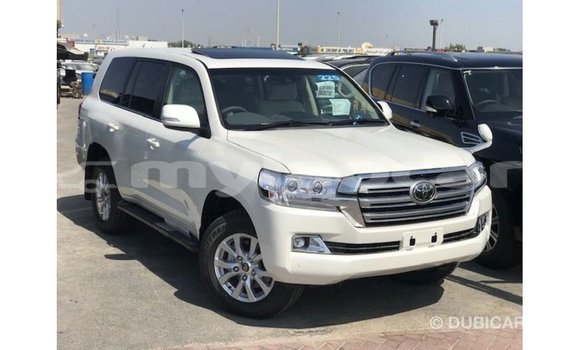 Buy Import Toyota Land Cruiser White Car in Import - Dubai in Attapeu Province Buy Import Toyota Land Cruiser White Car in Import - Dubai in Attapeu Province
