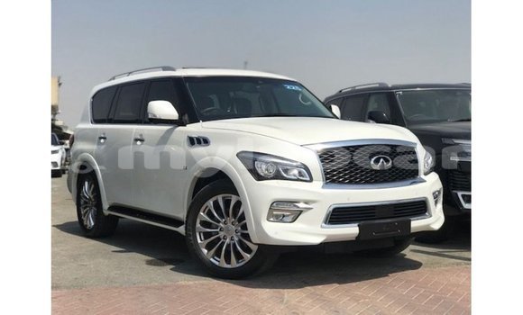 Buy Import Infiniti Q White Car in Import - Dubai in Attapeu Province