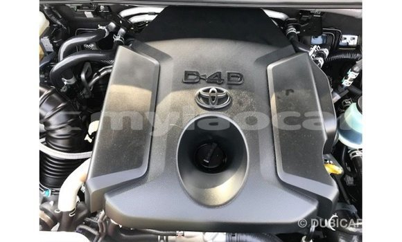 Acheter Import Voiture Toyota Prado Bleu à Import - Dubai, Attapeu Province Acheter Import Voiture Toyota Prado Bleu à Import - Dubai, Attapeu Province