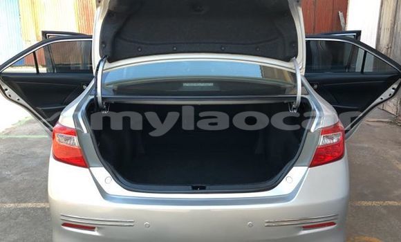 Buy Used Toyota Camry Silver Car in Vientiane in Vientiane Province Buy Used Toyota Camry Silver Car in Vientiane in Vientiane Province