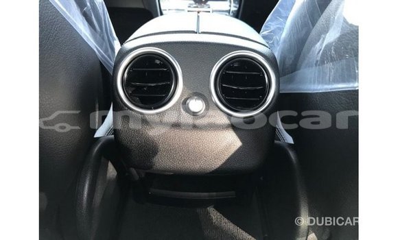 Acheter Import Voiture Mercedes-Benz 200 Autre à Import - Dubai, Attapeu Province Acheter Import Voiture Mercedes-Benz 200 Autre à Import - Dubai, Attapeu Province