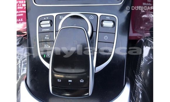 Acheter Import Voiture Mercedes-Benz 200 Autre à Import - Dubai, Attapeu Province Acheter Import Voiture Mercedes-Benz 200 Autre à Import - Dubai, Attapeu Province