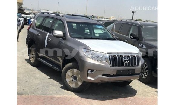 Acheter Import Voiture Toyota Prado Marron à Import - Dubai, Attapeu Province Acheter Import Voiture Toyota Prado Marron à Import - Dubai, Attapeu Province
