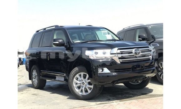 Buy Import Toyota Land Cruiser Black Car in Import - Dubai in Attapeu Province