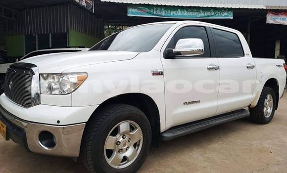 Buy Used Toyota Tundra White Car in Vientiane in Vientiane Province Buy Used Toyota Tundra White Car in Vientiane in Vientiane Province