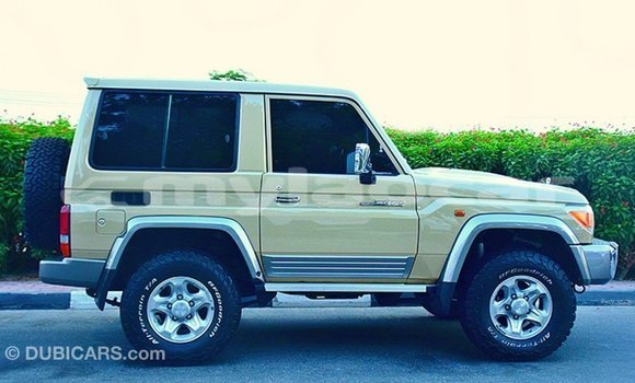 Buy Import Toyota Land Cruiser Beige Car in Import - Dubai in Attapeu Province Buy Import Toyota Land Cruiser Beige Car in Import - Dubai in Attapeu Province