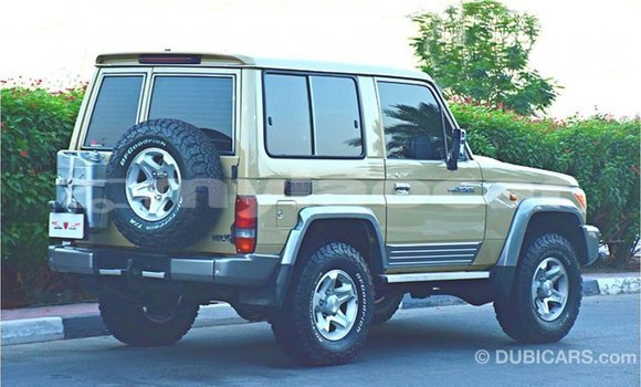 Buy Import Toyota Land Cruiser Beige Car in Import - Dubai in Attapeu Province Buy Import Toyota Land Cruiser Beige Car in Import - Dubai in Attapeu Province