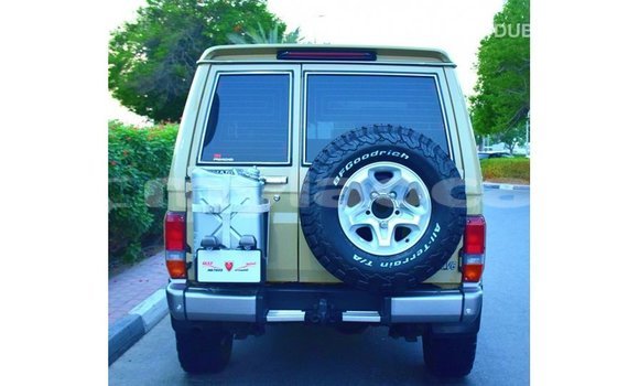 Buy Import Toyota Land Cruiser Beige Car in Import - Dubai in Attapeu Province Buy Import Toyota Land Cruiser Beige Car in Import - Dubai in Attapeu Province