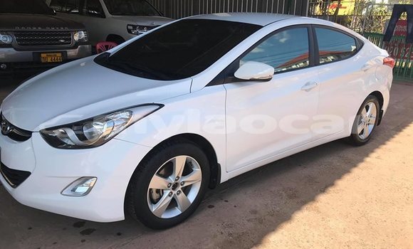 Buy Used Hyundai Elantra White Car in Vientiane in Vientiane Province Buy Used Hyundai Elantra White Car in Vientiane in Vientiane Province