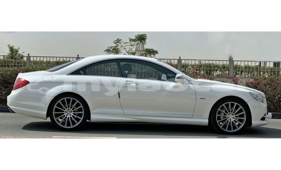 Buy Import Mercedes-Benz 190 (W201) White Car in Import - Dubai in Attapeu Province Buy Import Mercedes-Benz 190 (W201) White Car in Import - Dubai in Attapeu Province