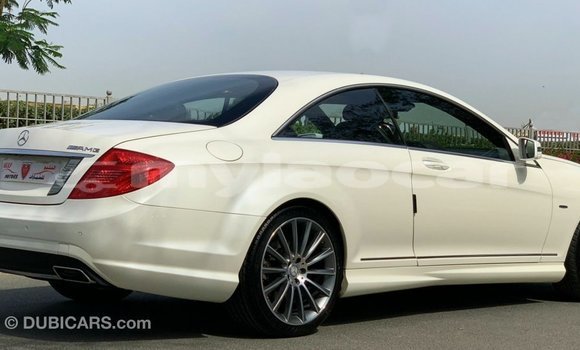Buy Import Mercedes-Benz 190 (W201) White Car in Import - Dubai in Attapeu Province Buy Import Mercedes-Benz 190 (W201) White Car in Import - Dubai in Attapeu Province