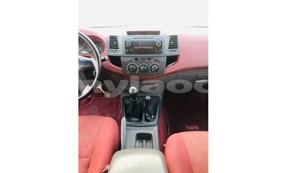 Buy Import Toyota Hilux Red Car in Import - Dubai in Attapeu Province Buy Import Toyota Hilux Red Car in Import - Dubai in Attapeu Province