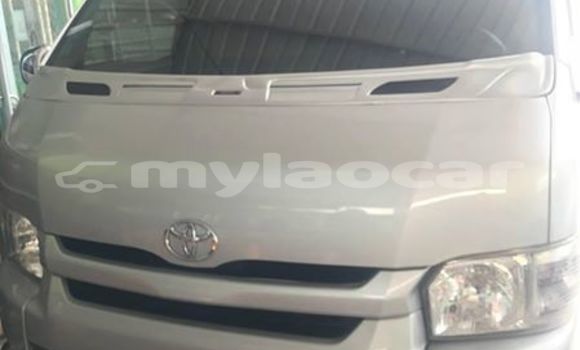 Buy Used Toyota Hiace Silver Car in Vientiane in Vientiane Province Buy Used Toyota Hiace Silver Car in Vientiane in Vientiane Province