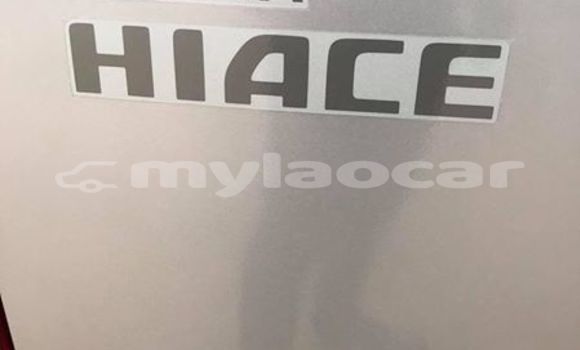 Buy Used Toyota Hiace Silver Car in Vientiane in Vientiane Province Buy Used Toyota Hiace Silver Car in Vientiane in Vientiane Province