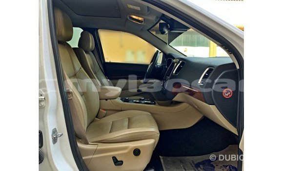 Buy Import Dodge Durango White Car in Import - Dubai in Attapeu Province Buy Import Dodge Durango White Car in Import - Dubai in Attapeu Province