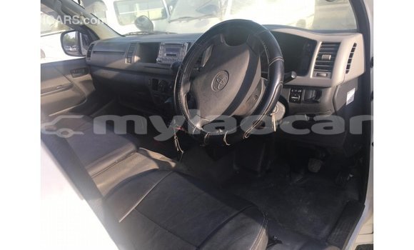 Buy Import Toyota Hiace White Car in Import - Dubai in Attapeu Province Buy Import Toyota Hiace White Car in Import - Dubai in Attapeu Province