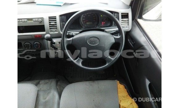Buy Import Toyota Hiace White Car in Import - Dubai in Attapeu Province Buy Import Toyota Hiace White Car in Import - Dubai in Attapeu Province