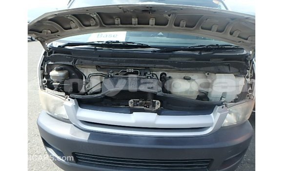 Buy Import Toyota Hiace White Car in Import - Dubai in Attapeu Province Buy Import Toyota Hiace White Car in Import - Dubai in Attapeu Province