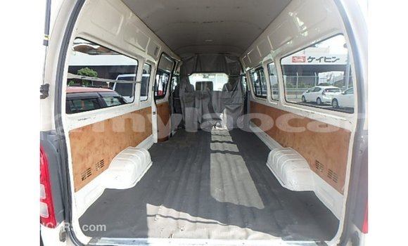 Buy Import Toyota Hiace White Car in Import - Dubai in Attapeu Province Buy Import Toyota Hiace White Car in Import - Dubai in Attapeu Province