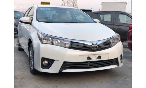 Buy Import Toyota Corolla White Car in Import - Dubai in Attapeu Province Buy Import Toyota Corolla White Car in Import - Dubai in Attapeu Province