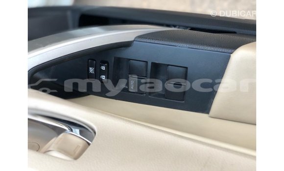 Buy Import Toyota Corolla White Car in Import - Dubai in Attapeu Province Buy Import Toyota Corolla White Car in Import - Dubai in Attapeu Province