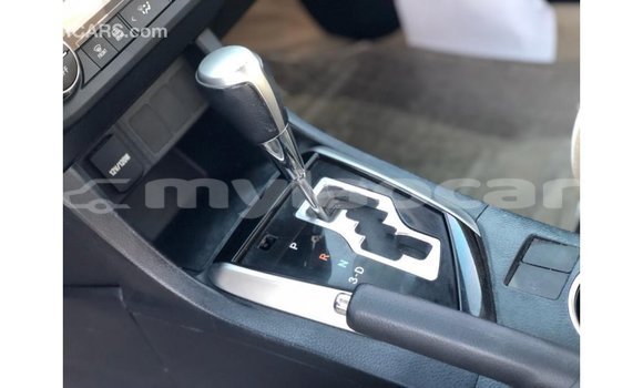 Buy Import Toyota Corolla White Car in Import - Dubai in Attapeu Province Buy Import Toyota Corolla White Car in Import - Dubai in Attapeu Province