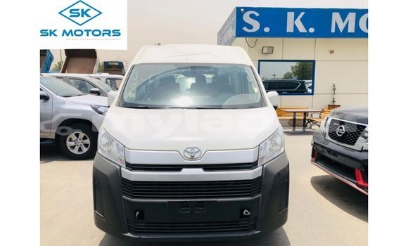 Buy Import Toyota Hiace White Car in Import - Dubai in Attapeu Province Buy Import Toyota Hiace White Car in Import - Dubai in Attapeu Province